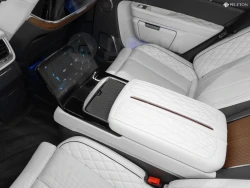 Hongqi E-HS9, 2021 10